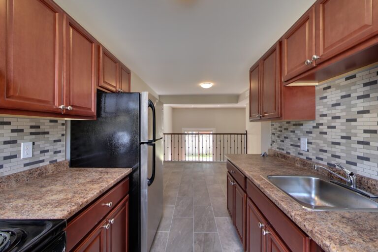 1 357 Murray Street 3 min 768x512