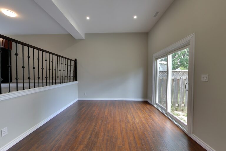 1 357 Murray Street 4 min 768x512