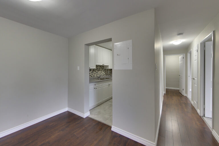 13 Lansdowne Avenue North 13 768x512