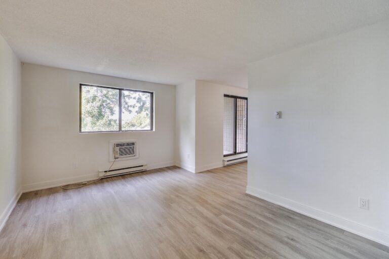 152 Thorold Road DeanHoltzPhotography 34 768x512