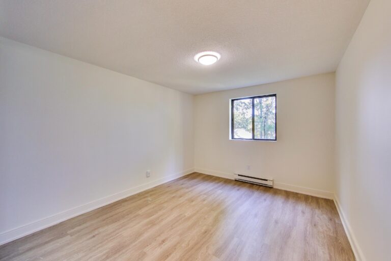 152 Thorold Road DeanHoltzPhotography 36 768x512