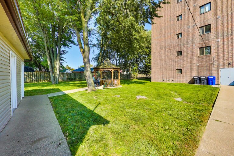 152 Thorold Road DeanHoltzPhotography 7 768x512