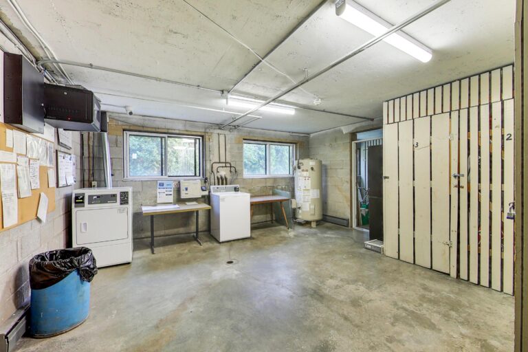 2150 Lilnac Court DeanHoltzPhotography 24 768x512