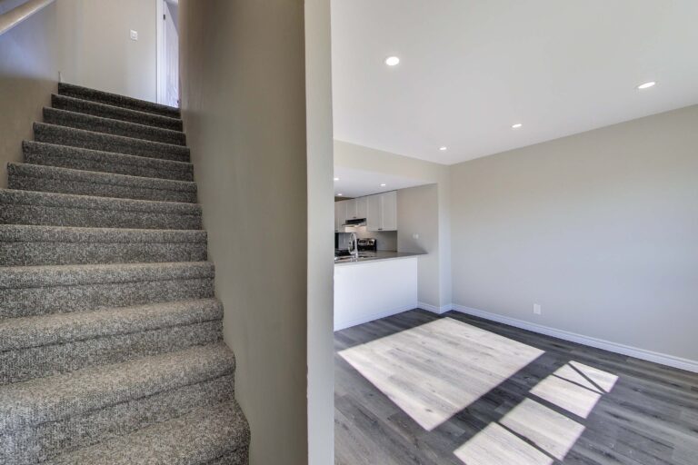 24 695 Wallace Street DeanHoltzPhotography 4 768x512