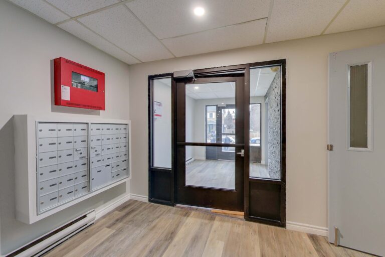 258 Pine Street DeanHoltzPhotography 13 768x512