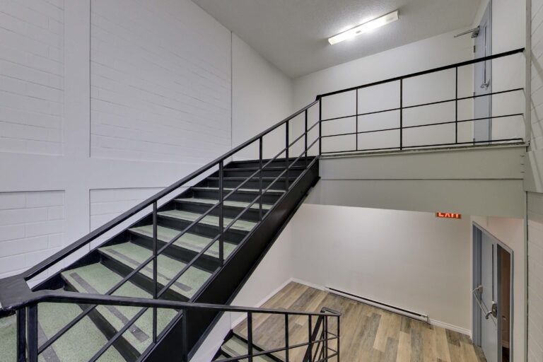 258 Pine Street DeanHoltzPhotography 17 768x512