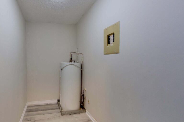 258 Pine Street DeanHoltzPhotography 27 768x512