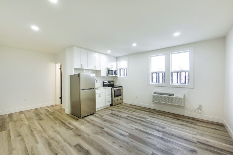 444 Park Street West DeanHoltzPhotography 13 768x512