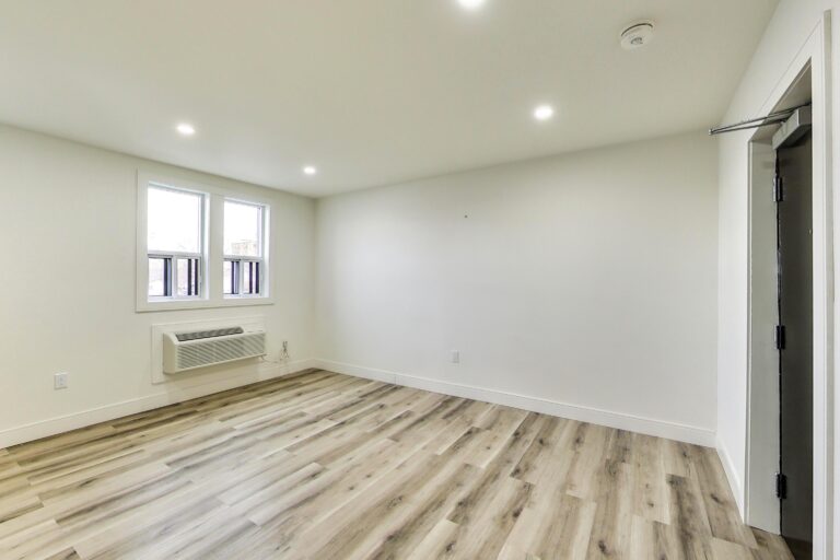 444 Park Street West DeanHoltzPhotography 17 768x512