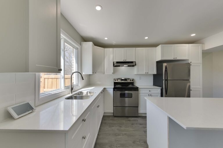 5D 351 Murray Drive DeanHoltzPhotography 8 768x512