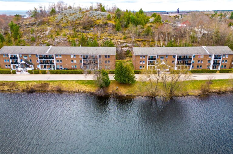 60 West Street DeanHoltzPhotography 2 copy 768x508