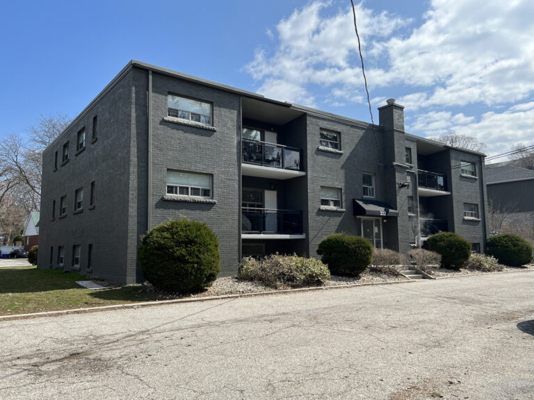 332 Guelph Line Back View 1 768x576